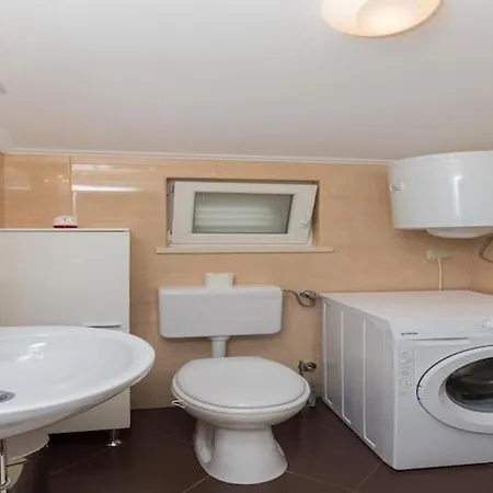 아파트 One Bedroom With Balcony And Sea View Crveni *